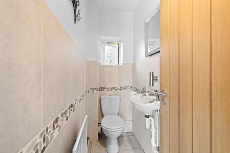 1 Browns Lane-17.jpg