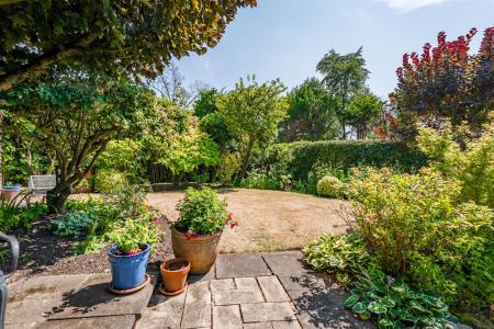 1 Browns Lane-11.jpg