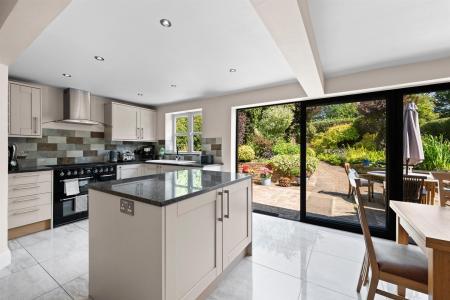 1 Browns Lane-03.jpg