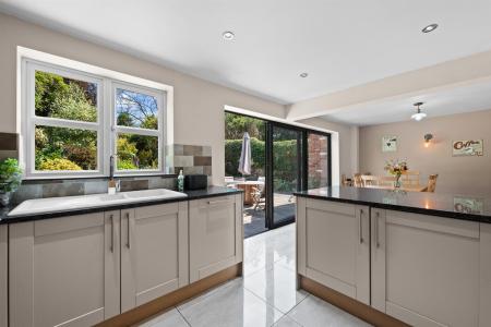 1 Browns Lane-08.jpg