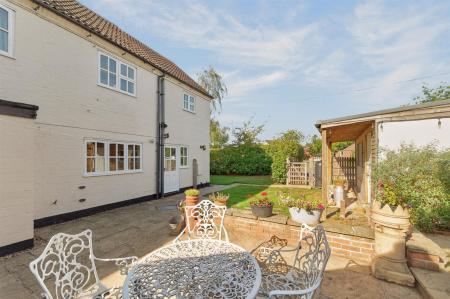 Pear Tree Cottage EXT WEB PH-36.jpg