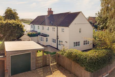 Pear Tree Cottage EXT WEB PH-13.jpg