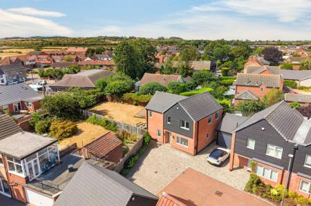 3 Stackyard Close WEB PH-8.jpg