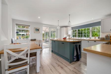 Watermill Cottage LR PH-55.jpg
