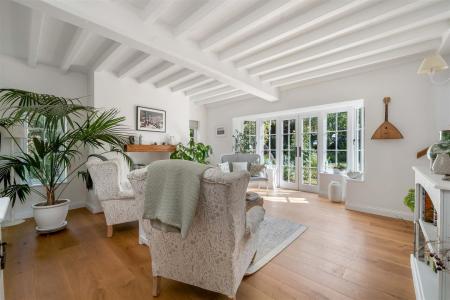 Watermill Cottage LR PH-75.jpg