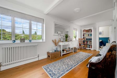Watermill Cottage LR PH-52.jpg