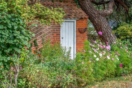 Watermill Cottage LR PH-29.jpg