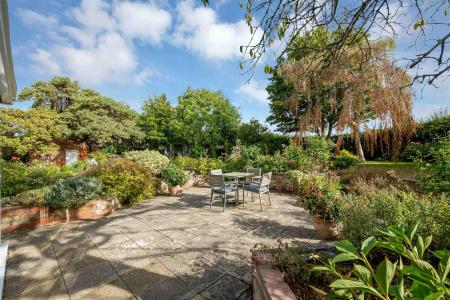 Watermill Cottage LR PH-26.jpg