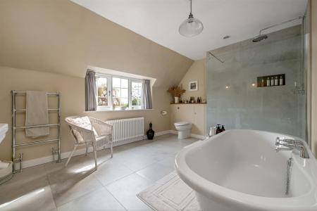 Watermill Cottage LR PH-89.jpg