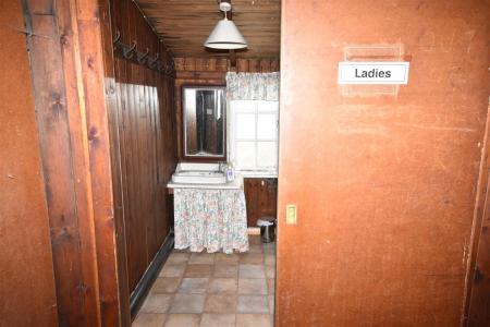 LADIES WC