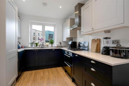 OPEN PLAN KITCHEN