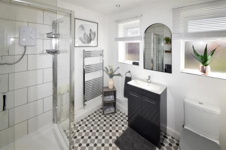 SHOWER ROOM
