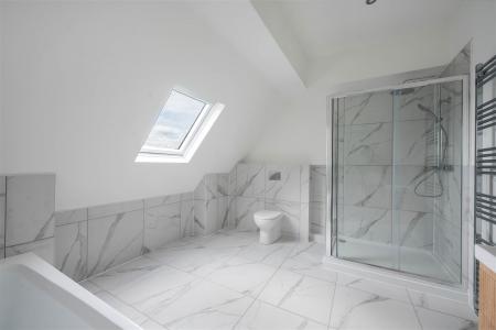 Apt 8 WEB PH-32.jpg