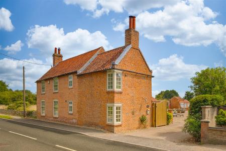 Rother Cottage PH-19.jpg
