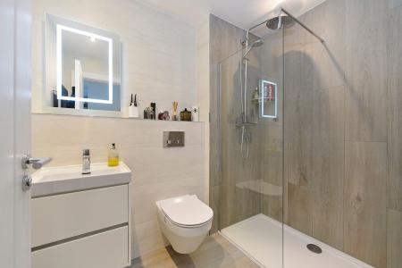 Ensuite Shower