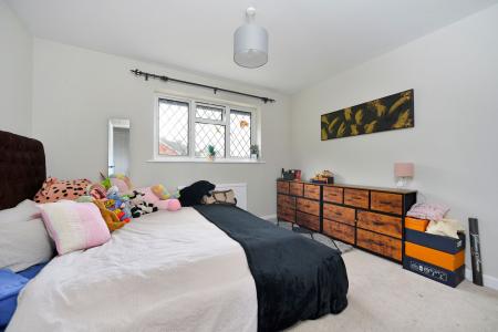 Bed 1