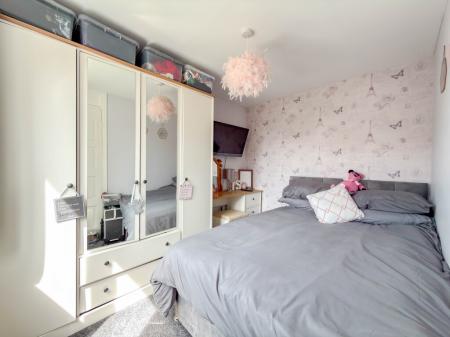 G Floor Bed 4