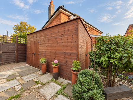 Shed