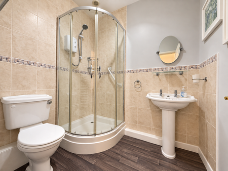 Ground Floor Shower