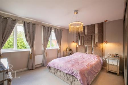 9 Fowler Road (24).jpg