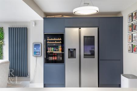 9 Fowler Road (31).jpg