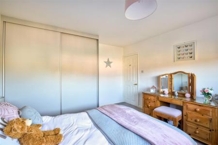 5 Killerton Park Drive (10).jpg