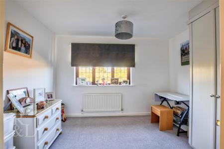 5 Killerton Park Drive (9).jpg