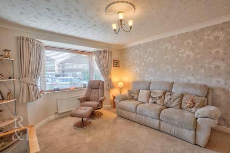 123 Eltham Road (13).jpg