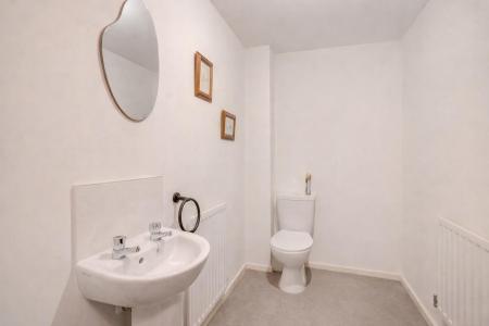 Downstairs wc elizabeth drive.png