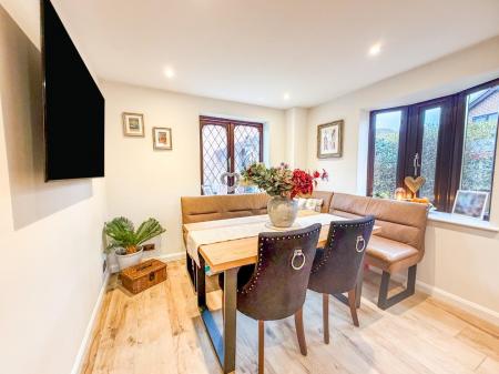 7. Dining Area.jpg