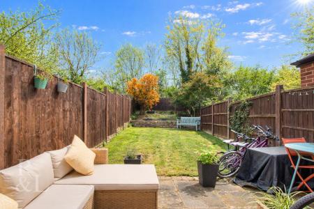 c5a7836e-e85a-474b-8f5e-53dc7aea158c (1).png