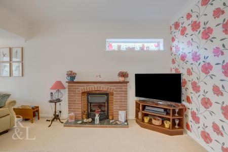 Stanhome Square (6).jpg