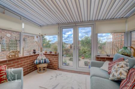 Stanhome Square (9).jpg