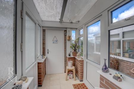 Stanhome Square (13).jpg