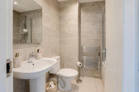 7ac7d9e2-3392-47e4-b759-f561d676a21a.png