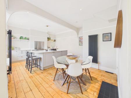 Dining Kitchen