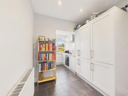 Additional Kitchen Area