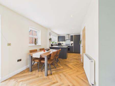 Dining Kitchen