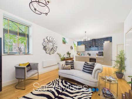 Lounge/Diner & Kitchen