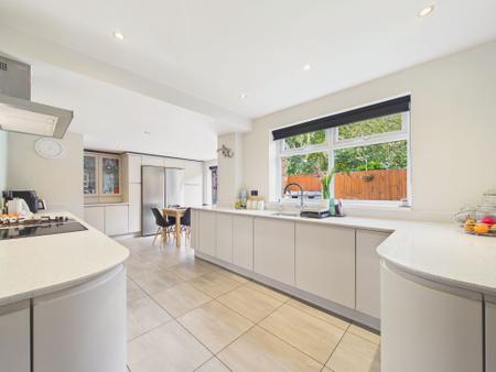 Dining kitchen