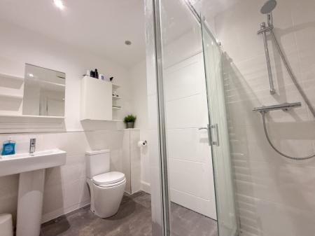 En Suite Shower Room