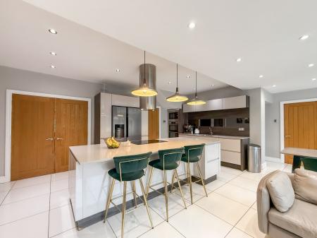 Dining Kitchen/Family Room