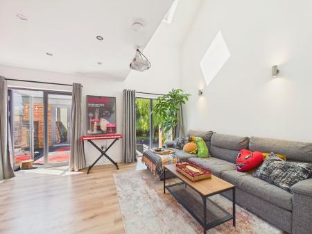 Formal Lounge