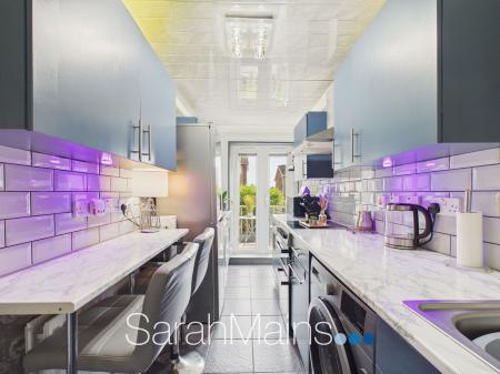 Breakfasting Kitchen