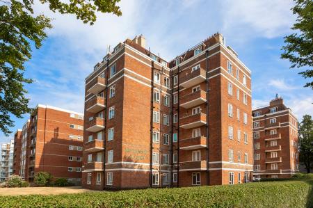 rutlandcourtfrontshot