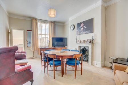 livingroomdiningroom3