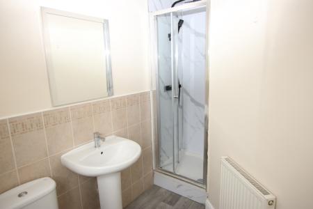 Room 1 ensuite