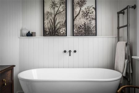 Freestanding Bath