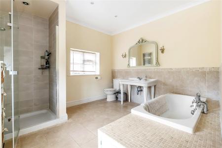 Ensuite Bath