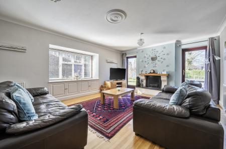 1420514-15-69a5d8...